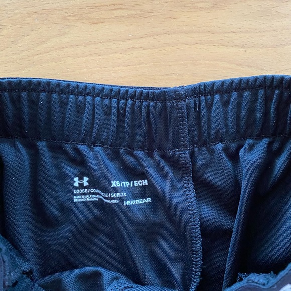 Short under armour - Picture 2 of 2